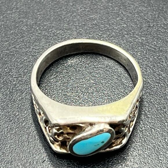 Native Vintage Sterling Silver Oval Bezel Turquoise Ring Openwork Band Size 8 - Picture 7 of 15